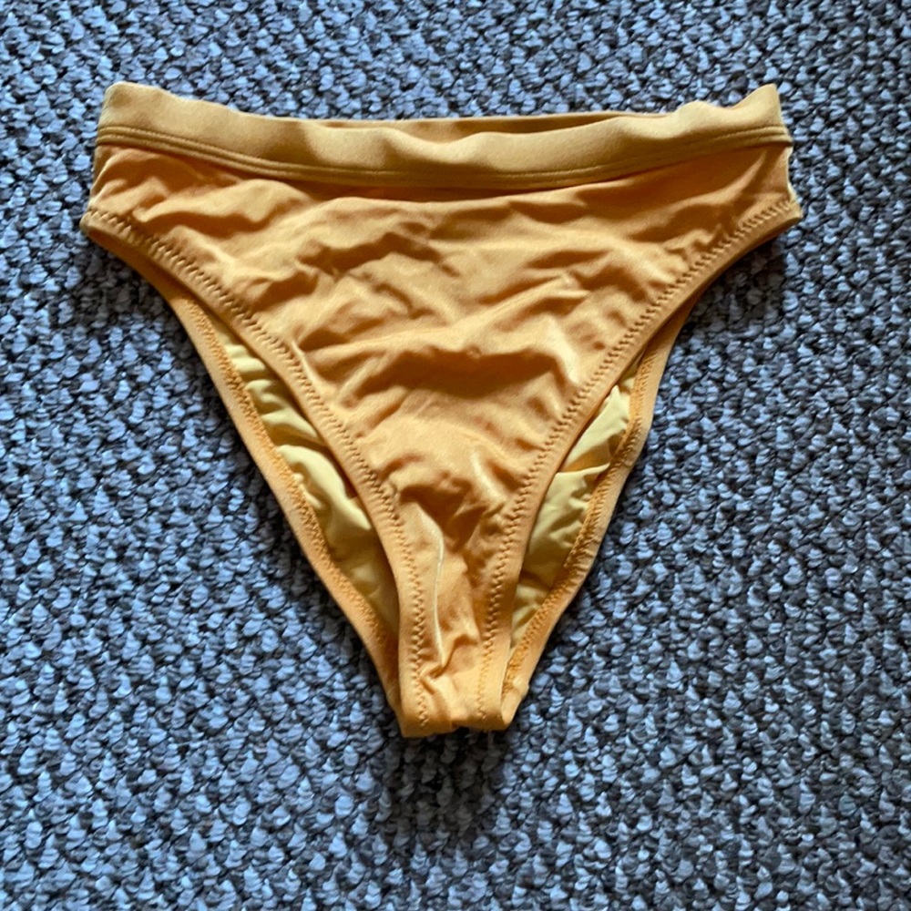 High waisted swim bottoms